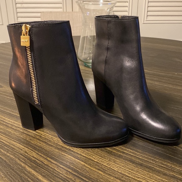 Michael Kors Ankle Boots✨ NWOT - Picture 8 of 8
